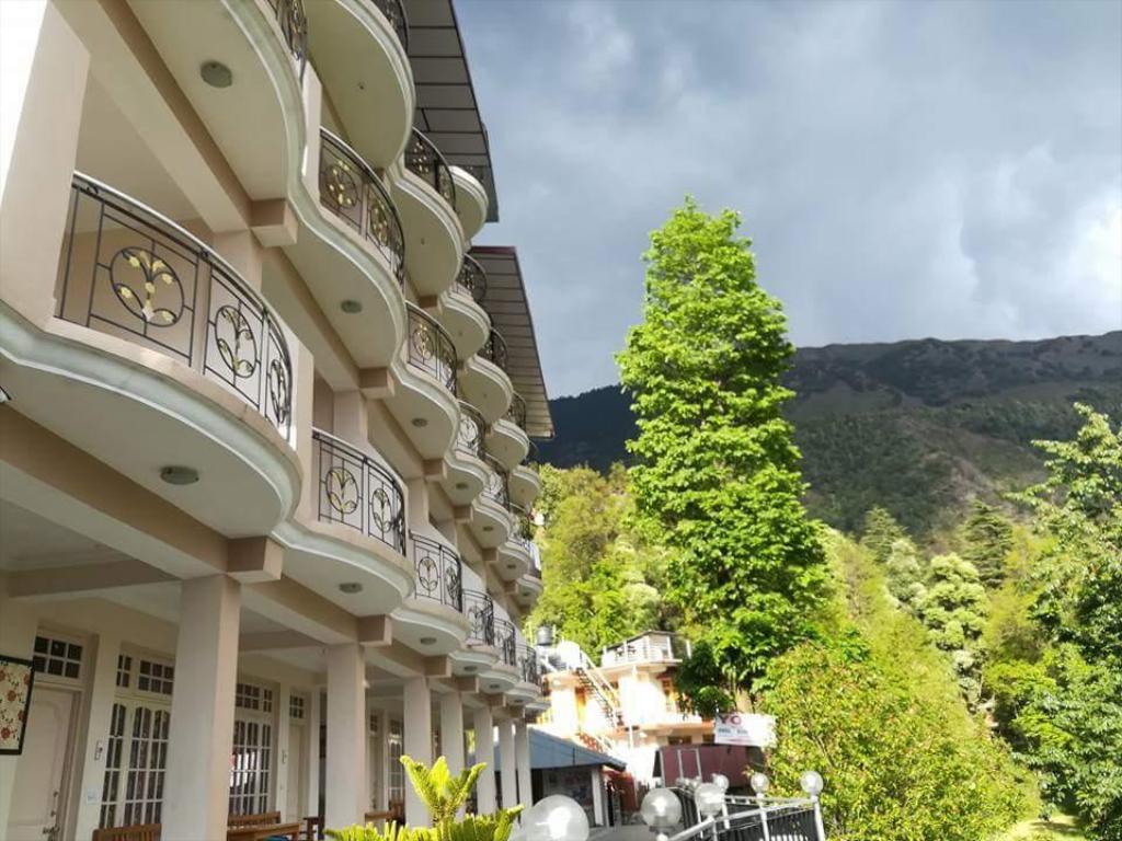 Mountain Villas  In Himachal Under ₹2,000