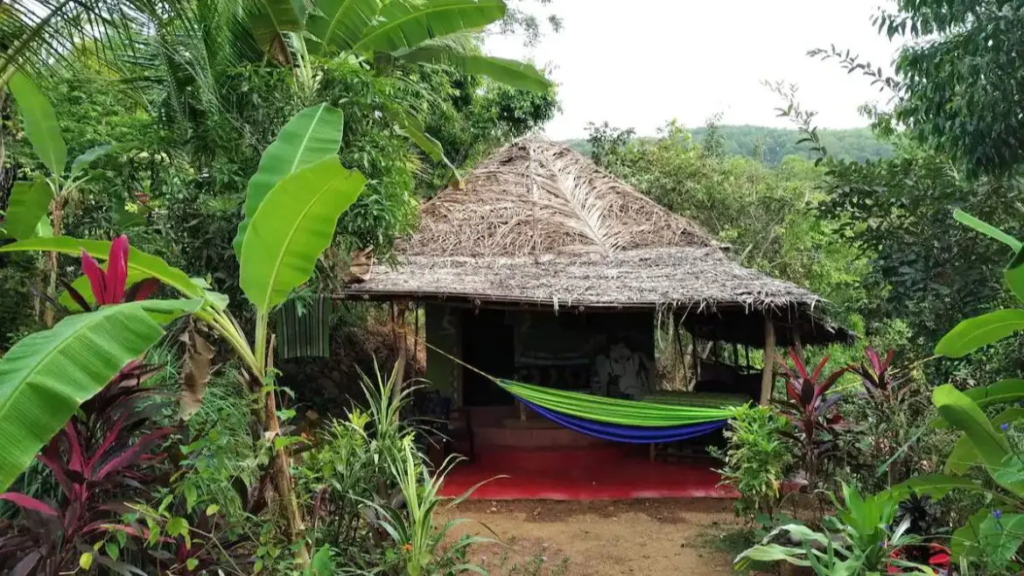 Remain In This Mud House Near Gokarna Beach At Just ₹800 Per Night