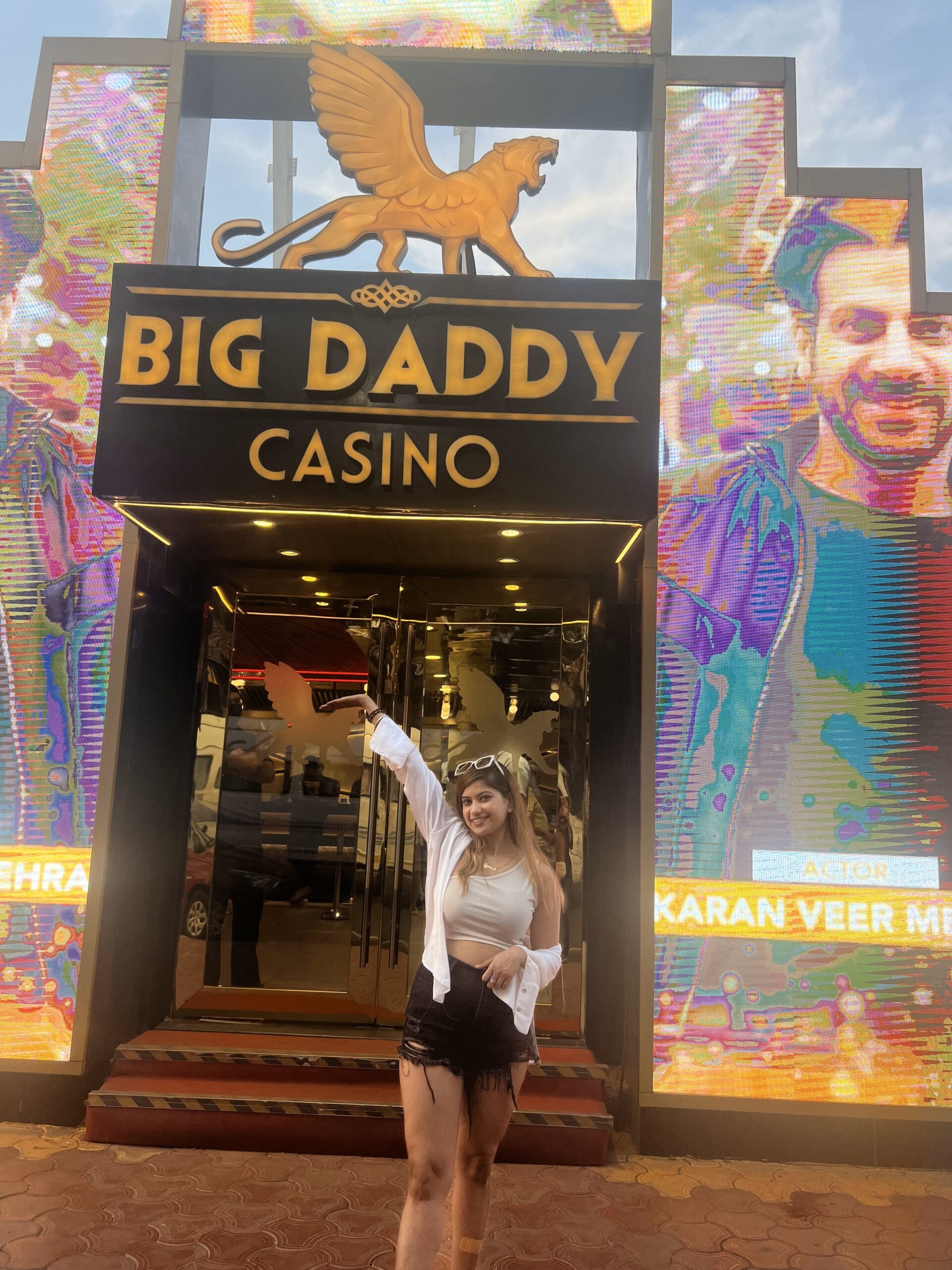 big daddy casino salary