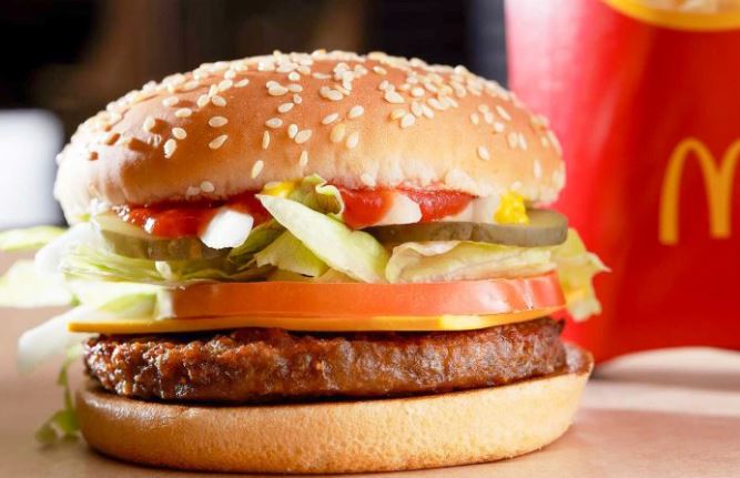 McDonald’s India Removes Tomatoes From Menus Citing “Seasonal Issues”; Meanwhile, The Price of Tomatoes is Rising