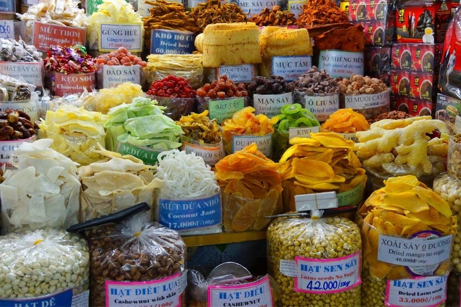 ben thanh market vietnam