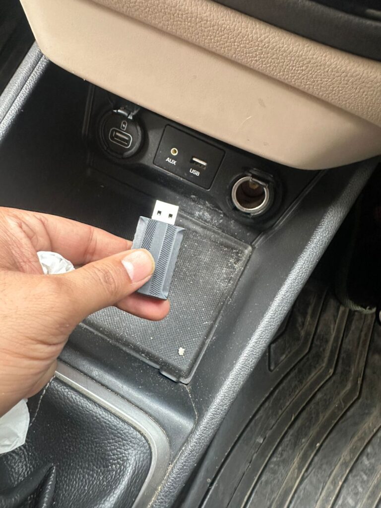 Fabfunk Wireless CarPlay Adapter